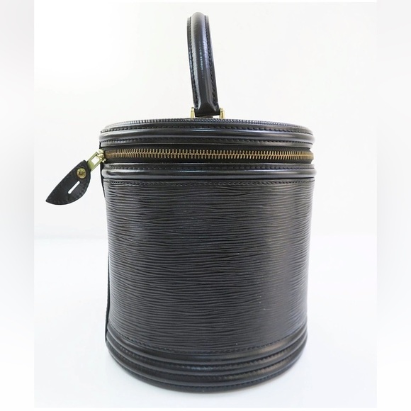 Louis Vuitton Black Epi Leather Cosmetic Case - Picture 3 of 10